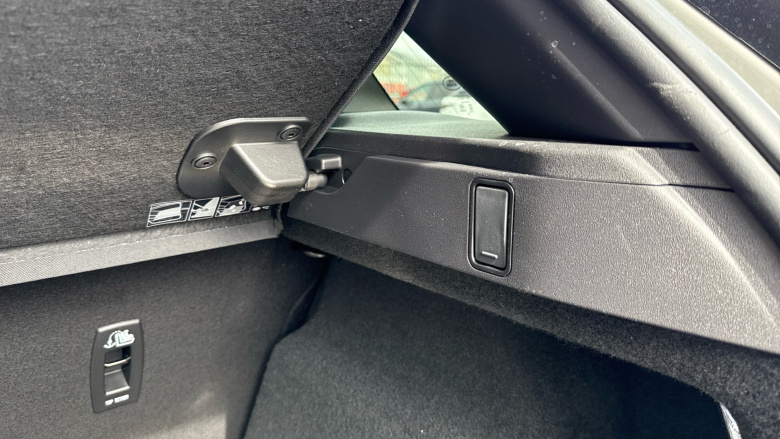 Land Rover Range Rover Evoque 1.5 P270e Edition 5dr Auto Hatchback